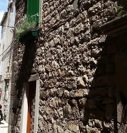 Center Palace Konukevi Split
